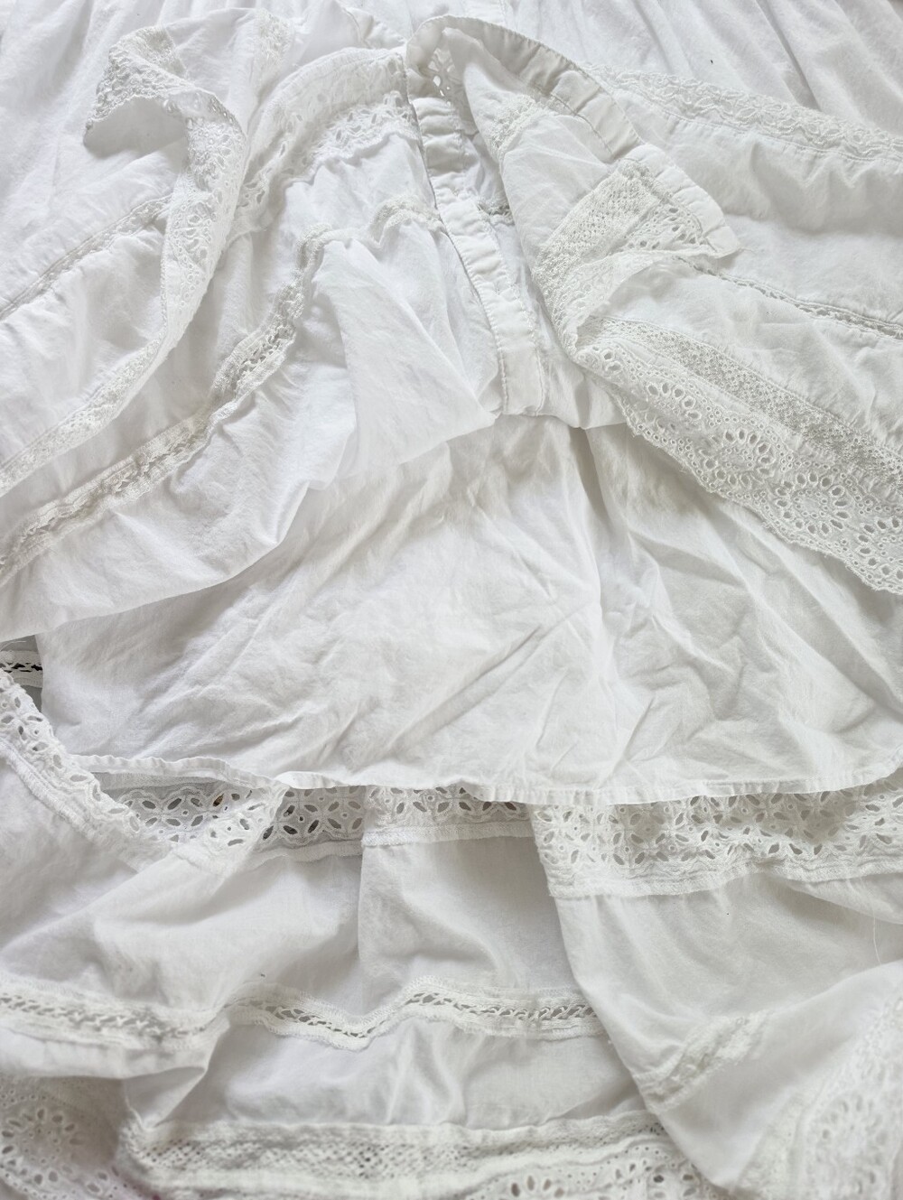 GAP White Eyelet Midi Dress with Lace Trim - Picture 5 of 7